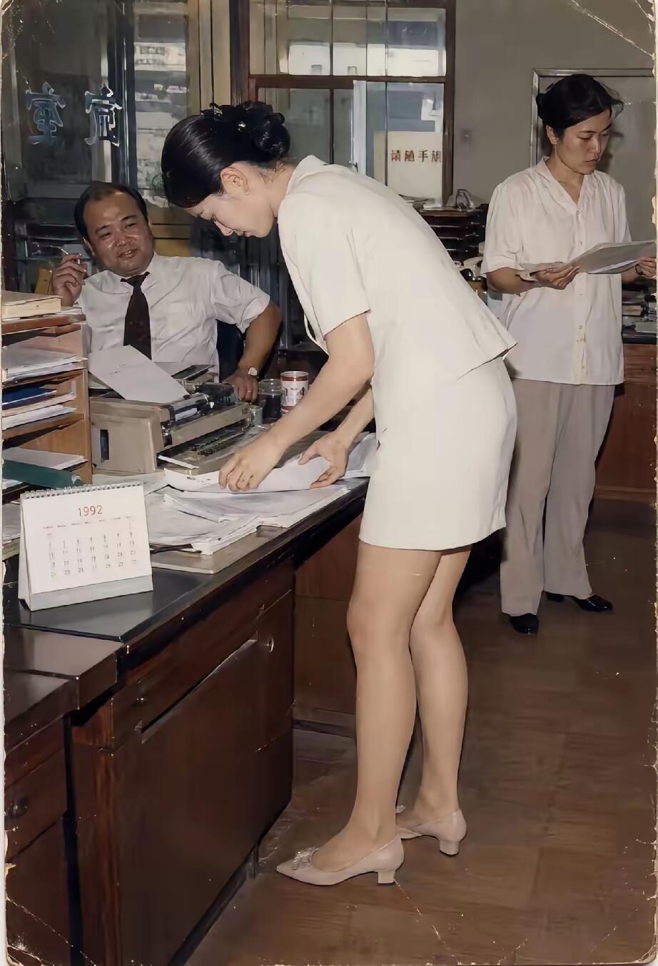 同志们，真的很美！看看这九十年代照片自然美。 