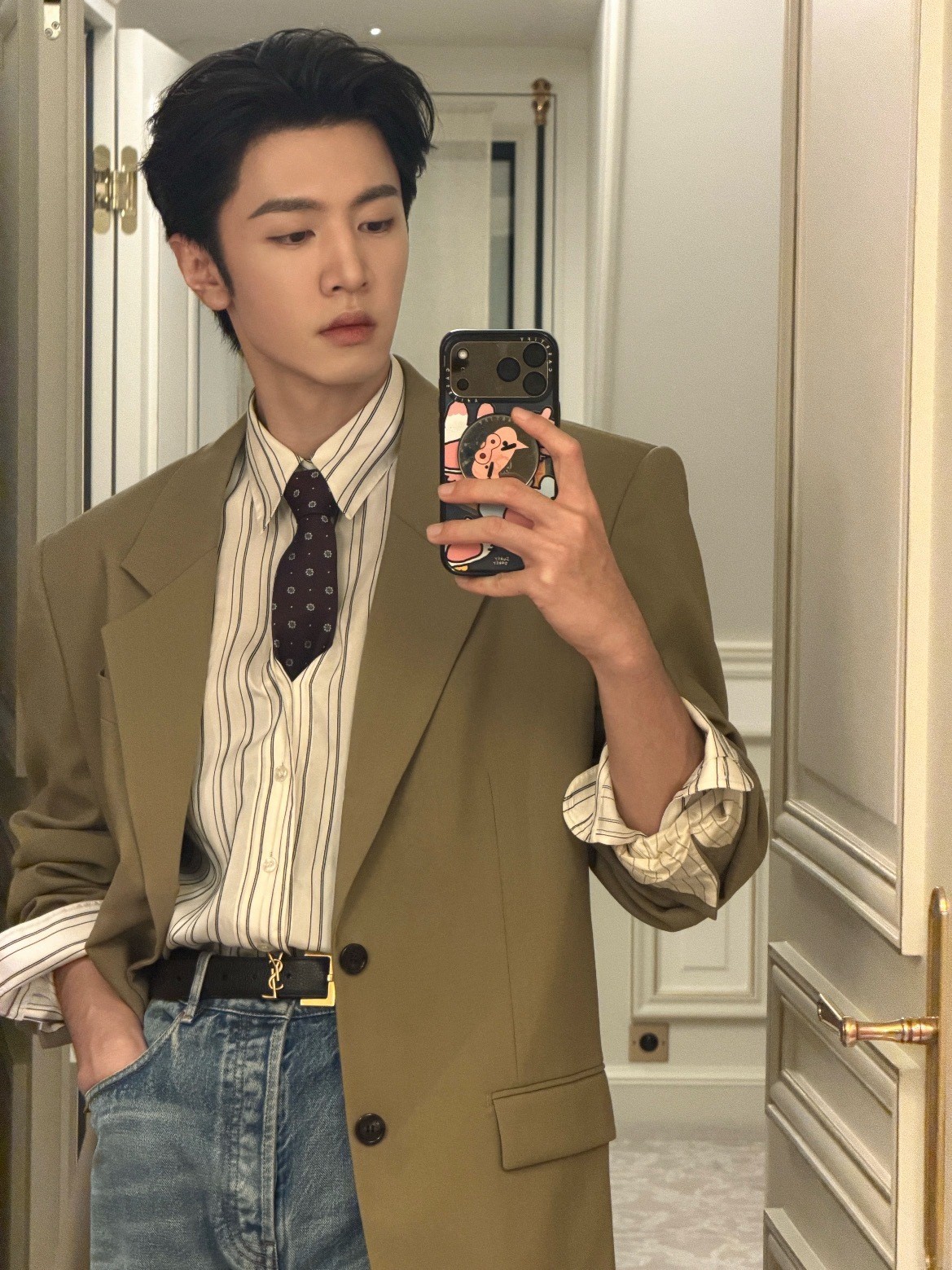 陈哲远的小心翼翼让人心疼珍惜羽翼尊重粉丝的演员 会一直坚定走下去的 
