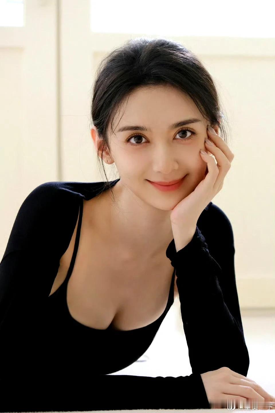 震碎三观，前妻质疑高亚麟给女演员徐梓钧转账原因，而高亚麟回答徐梓钧只是鸡。高亚麟