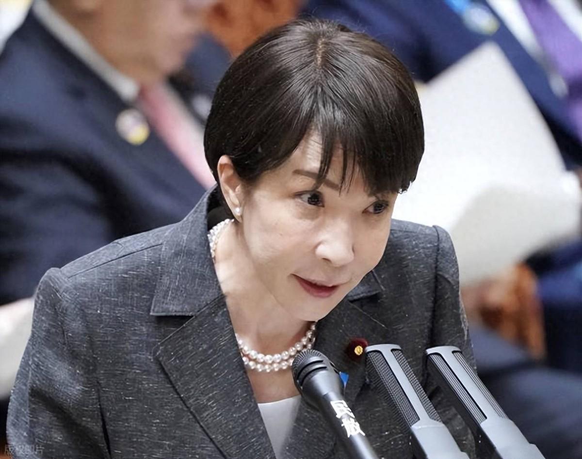在中东石油难以运出的情况下，不少国家都陷入了严重的油荒。日本在大量依赖进口的情况