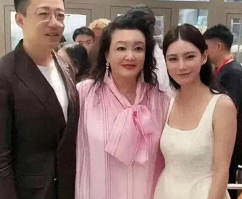 马筱梅挺棒的，要不是她，汪能被这家人冤枉死，一会说联系不上孩子，一会又说孩子去参