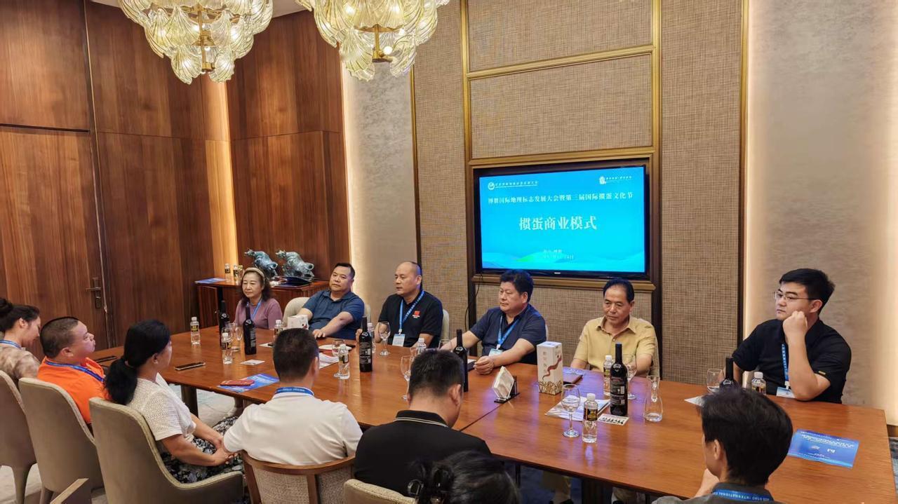 震惊！掼蛋开国际文化节了！地点还在博鳌
谁懂啊家人们！刷到掼蛋国际文化节在海南博