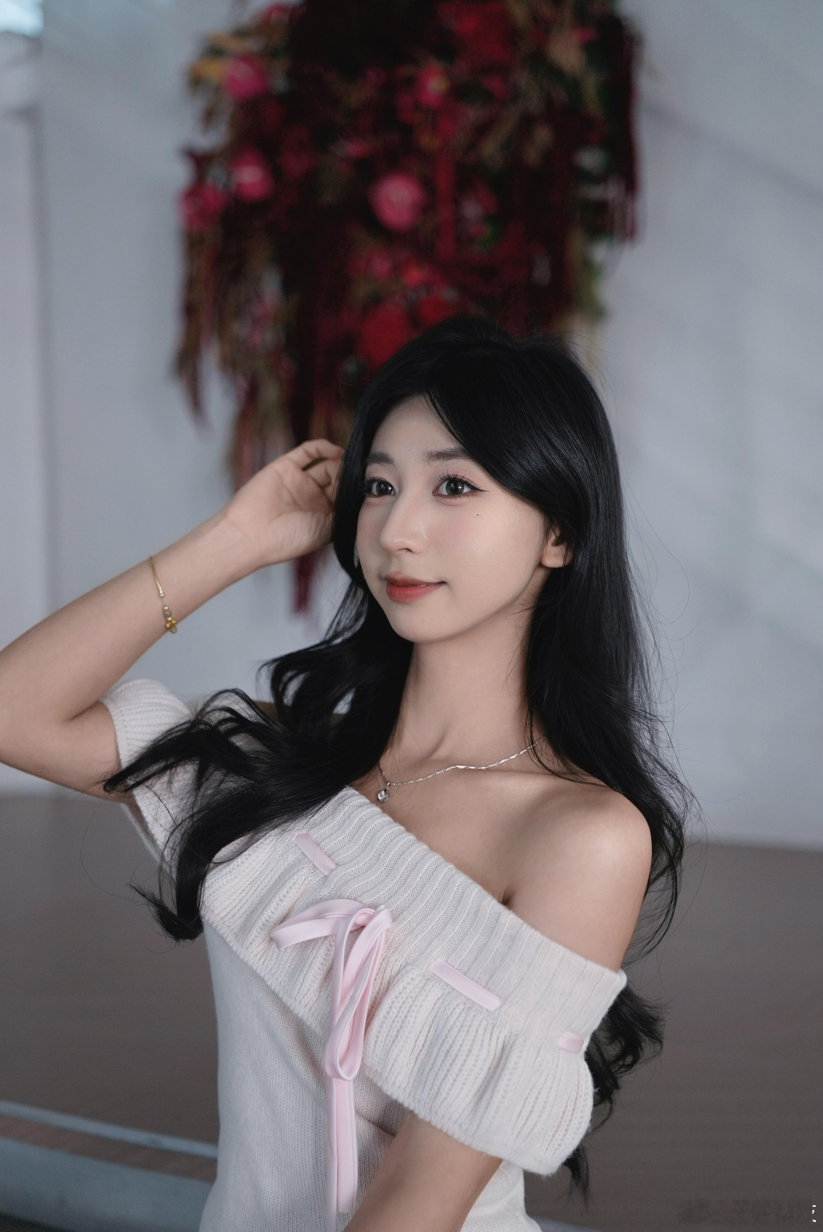 4月最后一天，今年又度过了三分之一… 聊姐美图 新星闪光计划