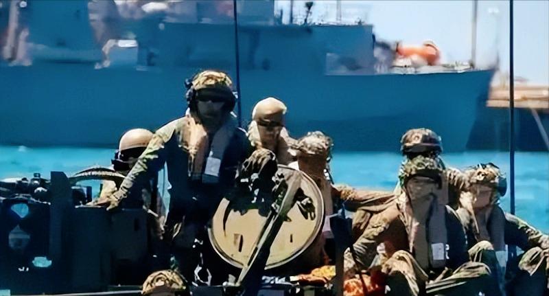 看来俄军拿下一整个州指日可待了，泽连斯基亲口通报，俄军凌晨一口气出动339架攻击