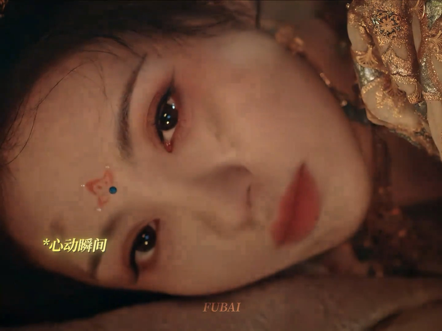 子夜归第十集封神 谁注意到梅逐雨给武祯递药时，指尖在她手背上顿了半秒？这种克制的