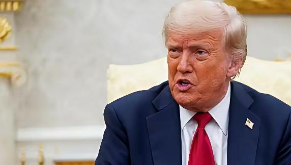 特朗普当了两回总统，终于发现一个问题：只要不跟中国对着干，美国就还是超级大国。