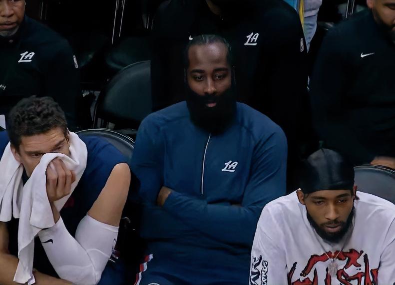 小卡：登哥，你这上场19分钟，正负值-39，要不是你被DNP，不得干到50去啊？