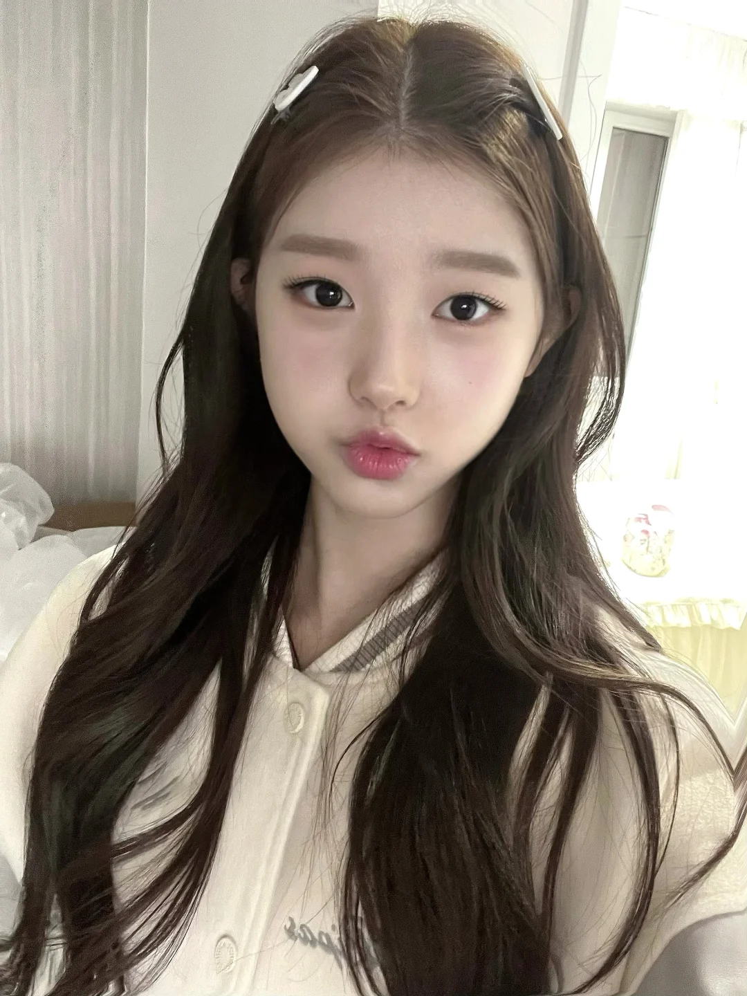 😘