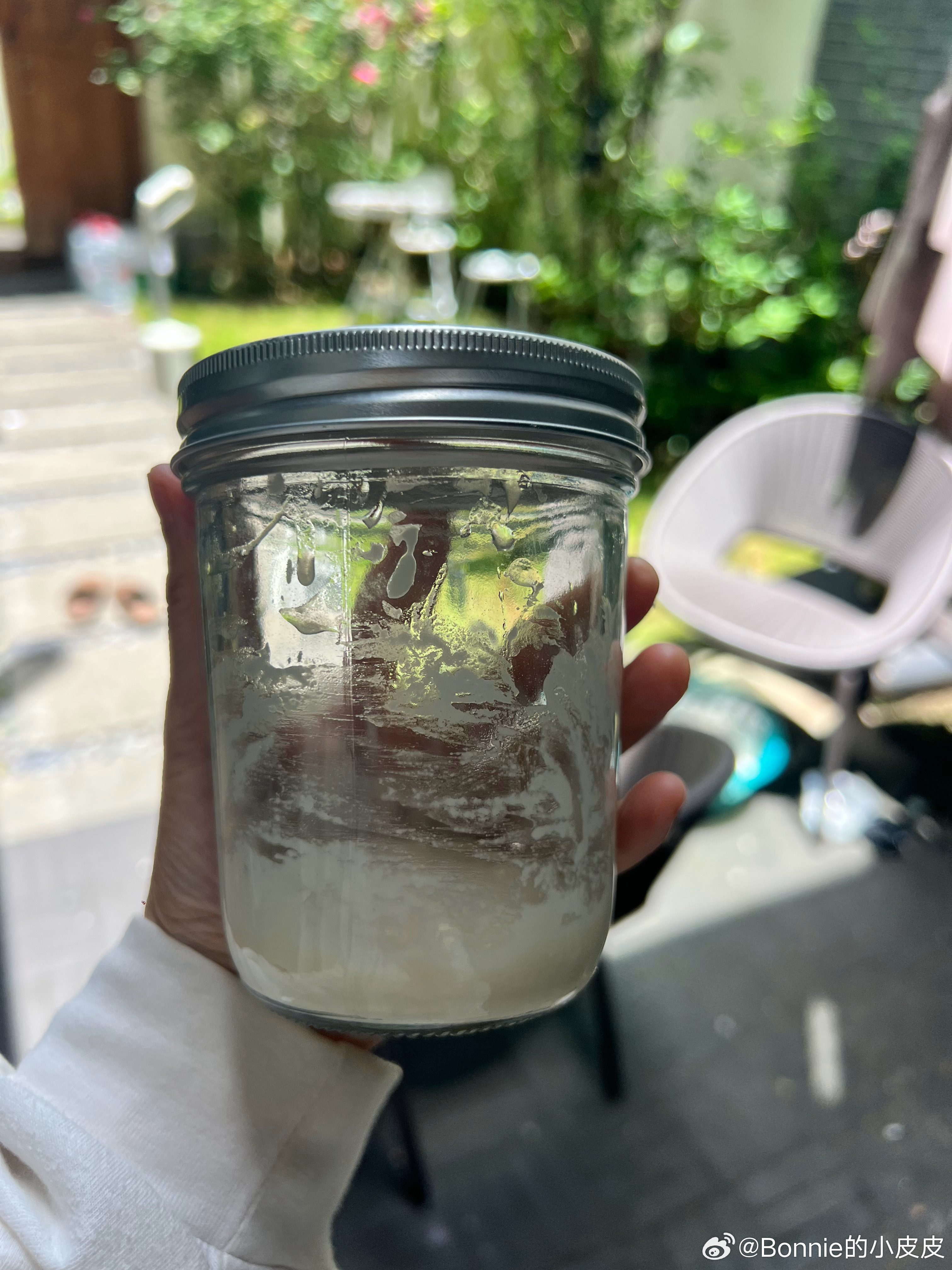 养香香的鲁邦种，准备自己做点夏巴塔。祝我成功。 大理