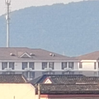 如果你遇见能力比你强的人，一定要学他三分；如果你遇到比你年长的人，一定要敬他三分