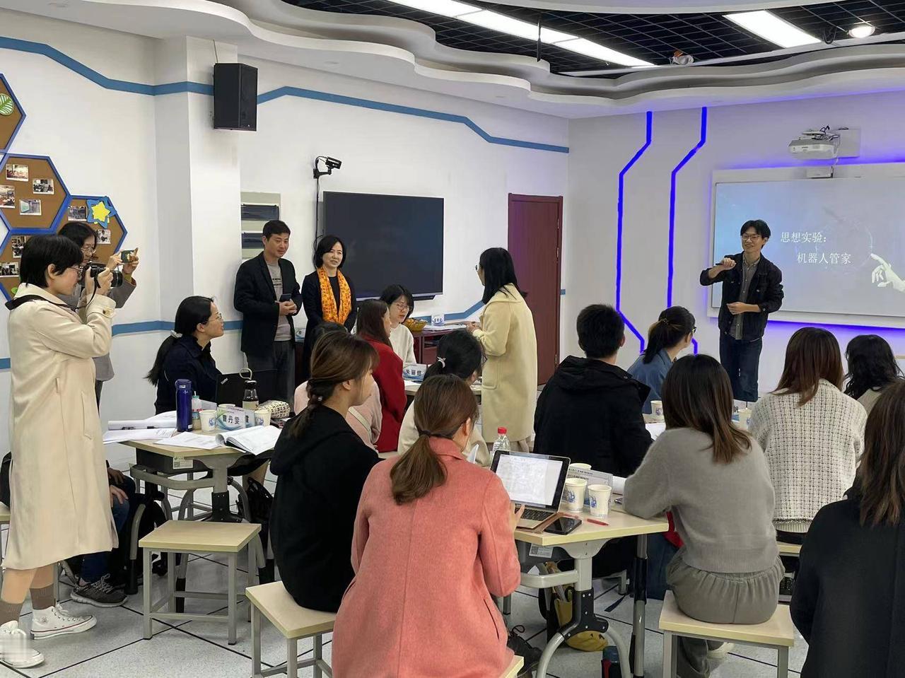 从小让孩子自己做选择，长大才敢裸辞百万年薪。


放弃硅谷高薪回国创业，底气从哪