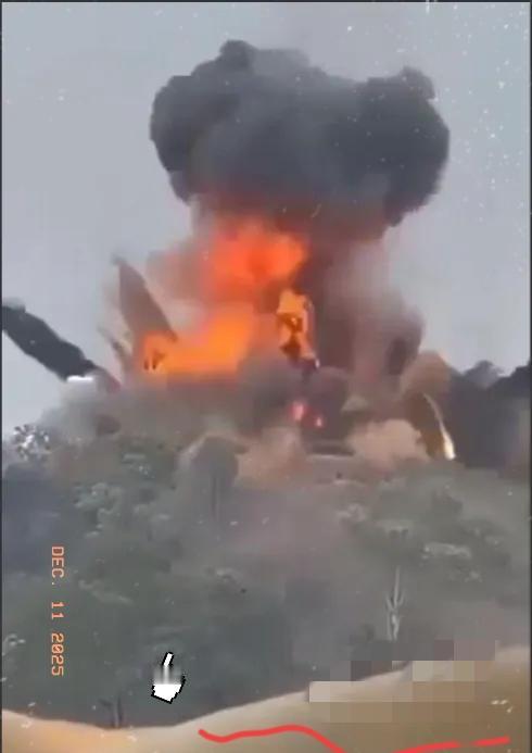 多名将军战死，柬埔寨绝命大反攻！5000枚火箭弹铺天盖地轰炸，中国火箭炮轰炸关键