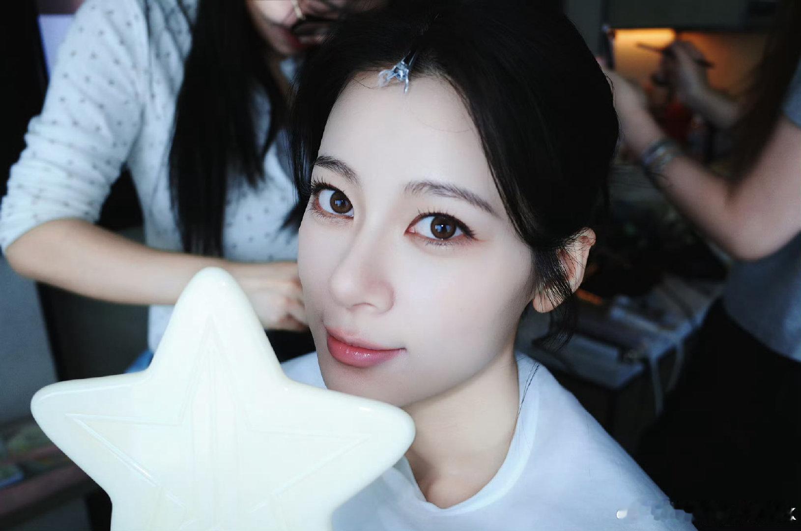 起猛了看见赵昭仪面试赵昭仪了合伙人出海日记合伙人 这段面试真的太有意思了，两个同