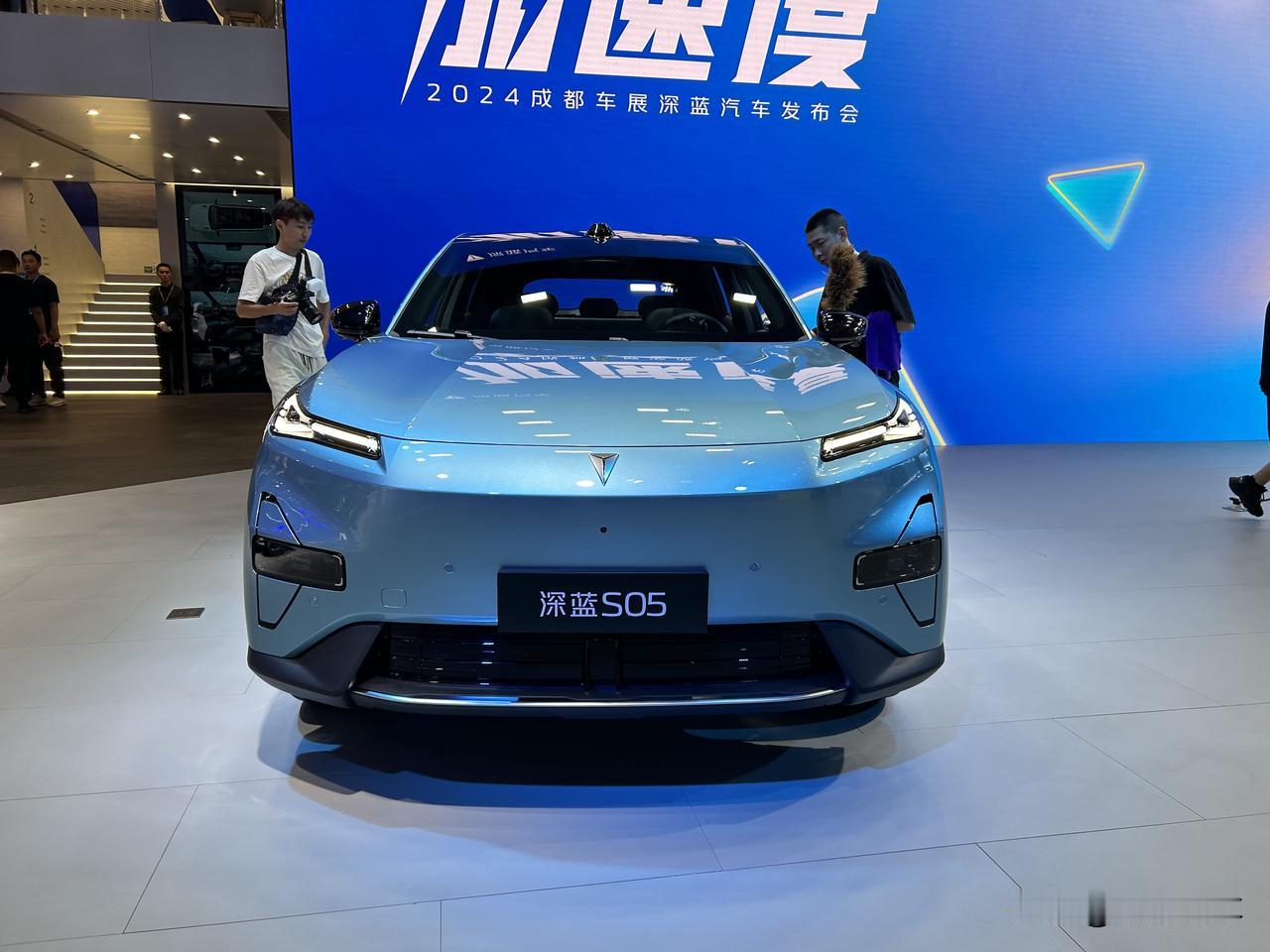 说来惭愧，我也被“啪啪啪”打脸了！众所周知，国内的汽车圈是存在鄙视链的，比如开V