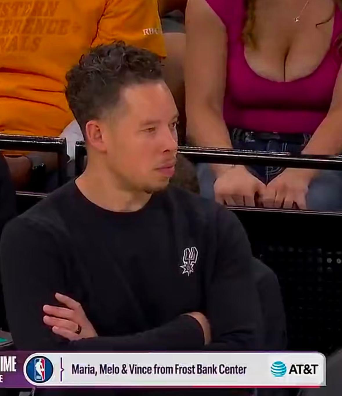 马刺的问题不小，好好调整吧。雷霆vs马刺NBA