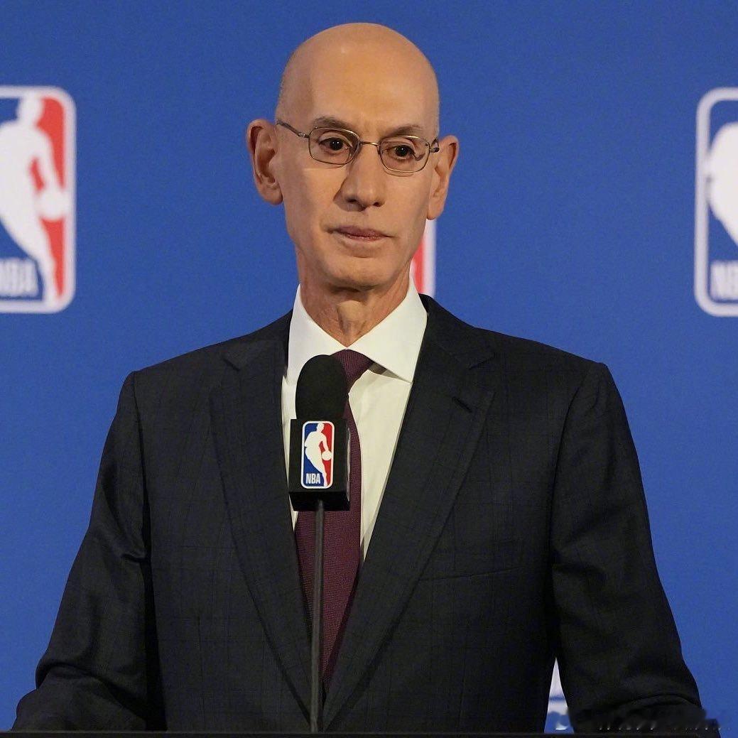 Shams报道：NBA总裁亚当·萧华已告知联盟各队总经理，联盟计划在下赛季推出「
