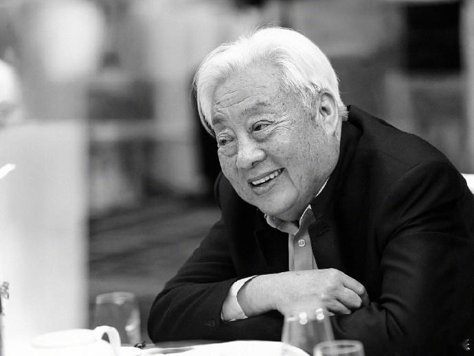 【六小龄童悼念如来扮演者朱龙广 】六小龄童称朱龙广是永远的如来佛祖 3日，演员朱