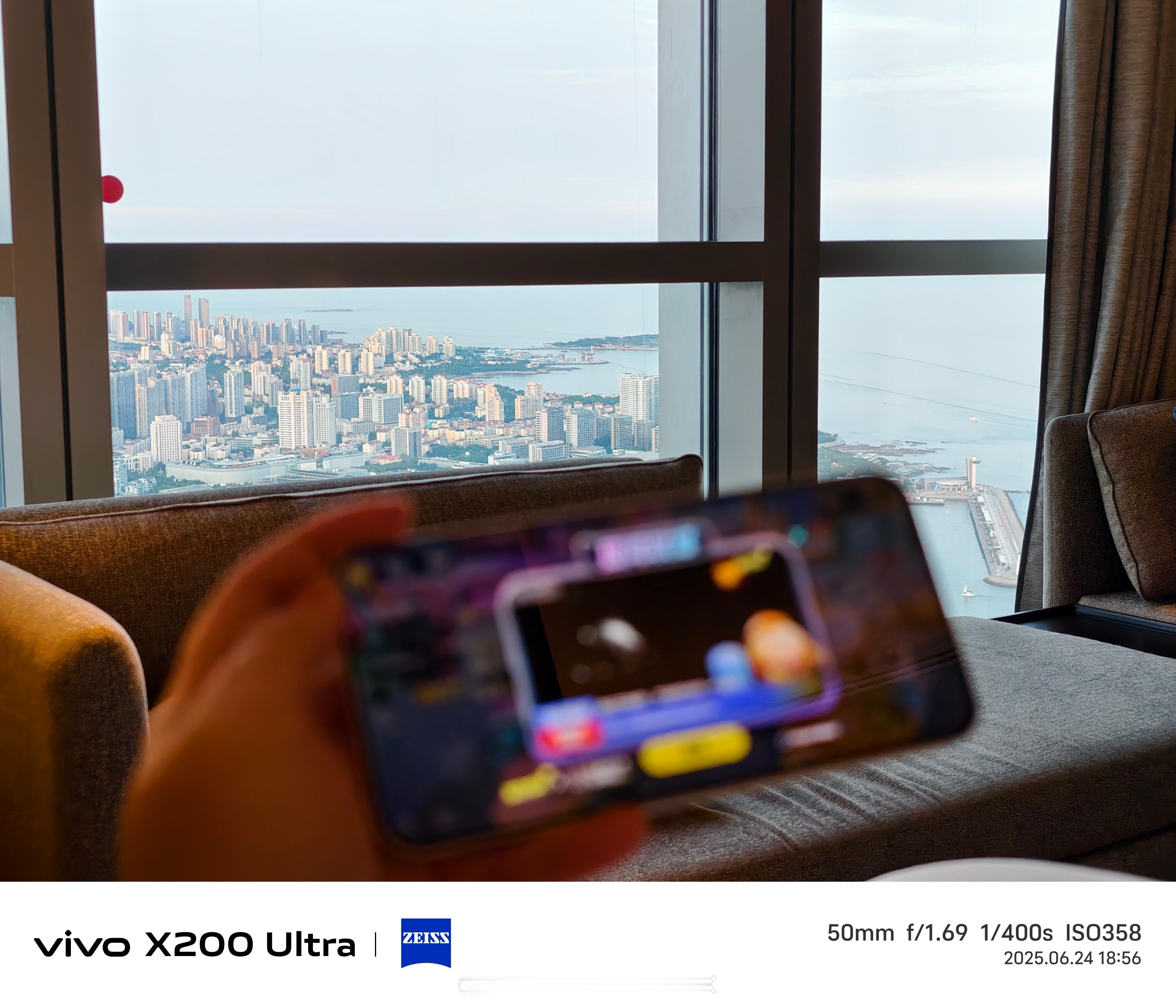 此情此景躺在床上用REDMI K80至尊版开一把蛋仔派对岂不美哉？[亲亲][亲亲
