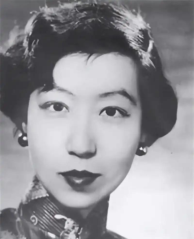 弘一法师说：“你伤我一次，我没有走，你伤我两次，我还没走，伤我无数次的时候，我就