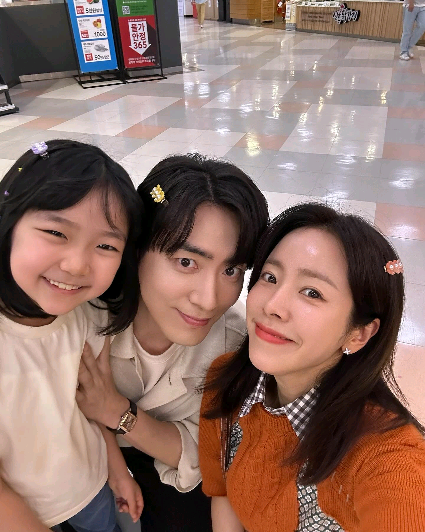©️roma.emo .🌸🌼🌺长假结束后，要度过充满活力的一周哦!😃 我