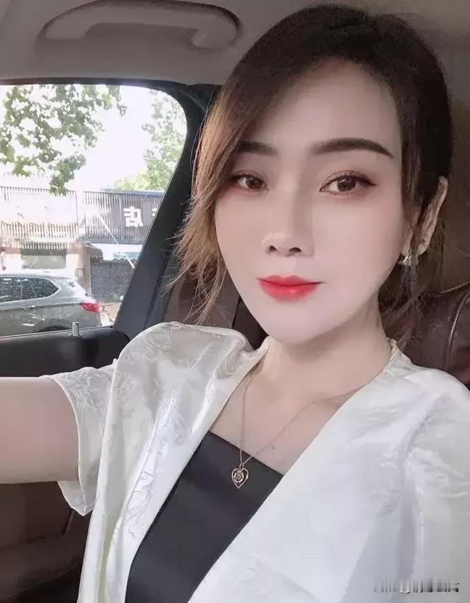 我妈说:作为女孩，你必须做好以下几点:

第一:结婚之前不同居

我妈说:很多女