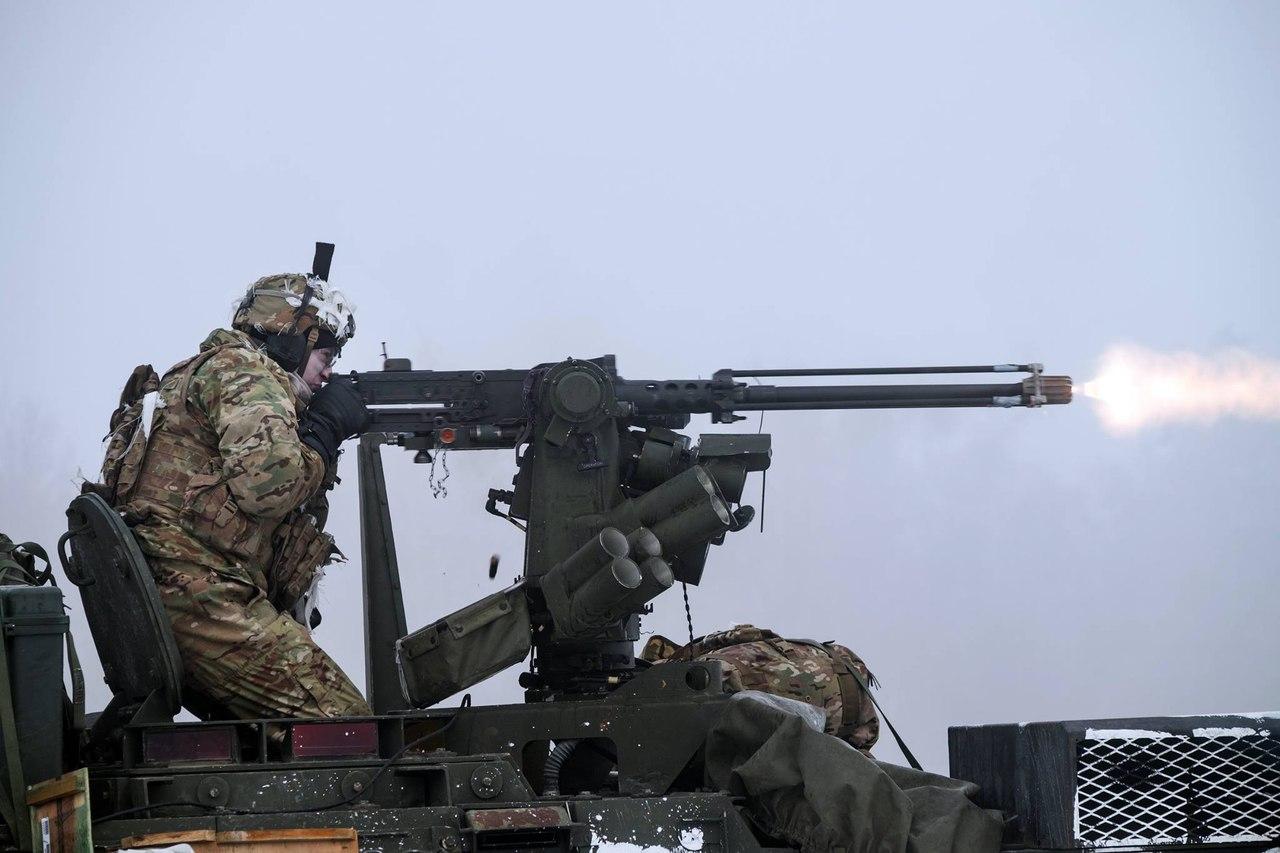 为抢钱，特朗普宣布进入国家紧急状态，欲望清单打开，抢夺或代替生产，印度、欧洲、日