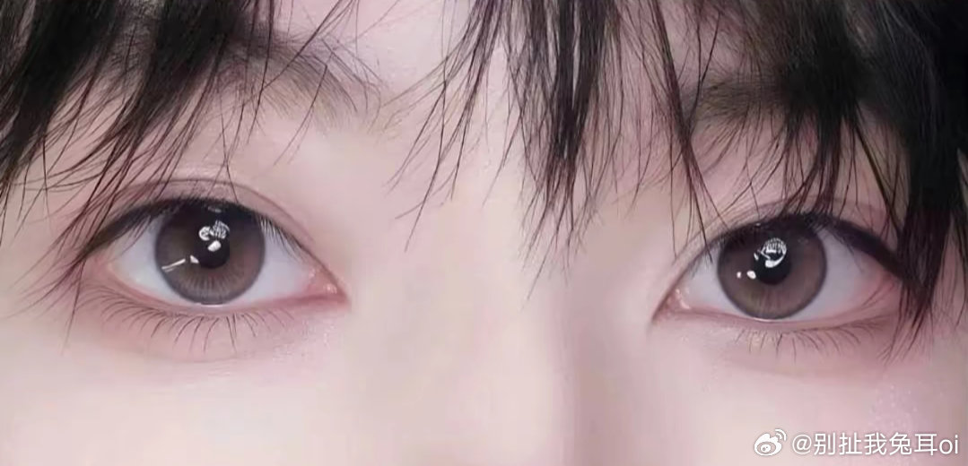 爱人的眼睛是第八大海洋 