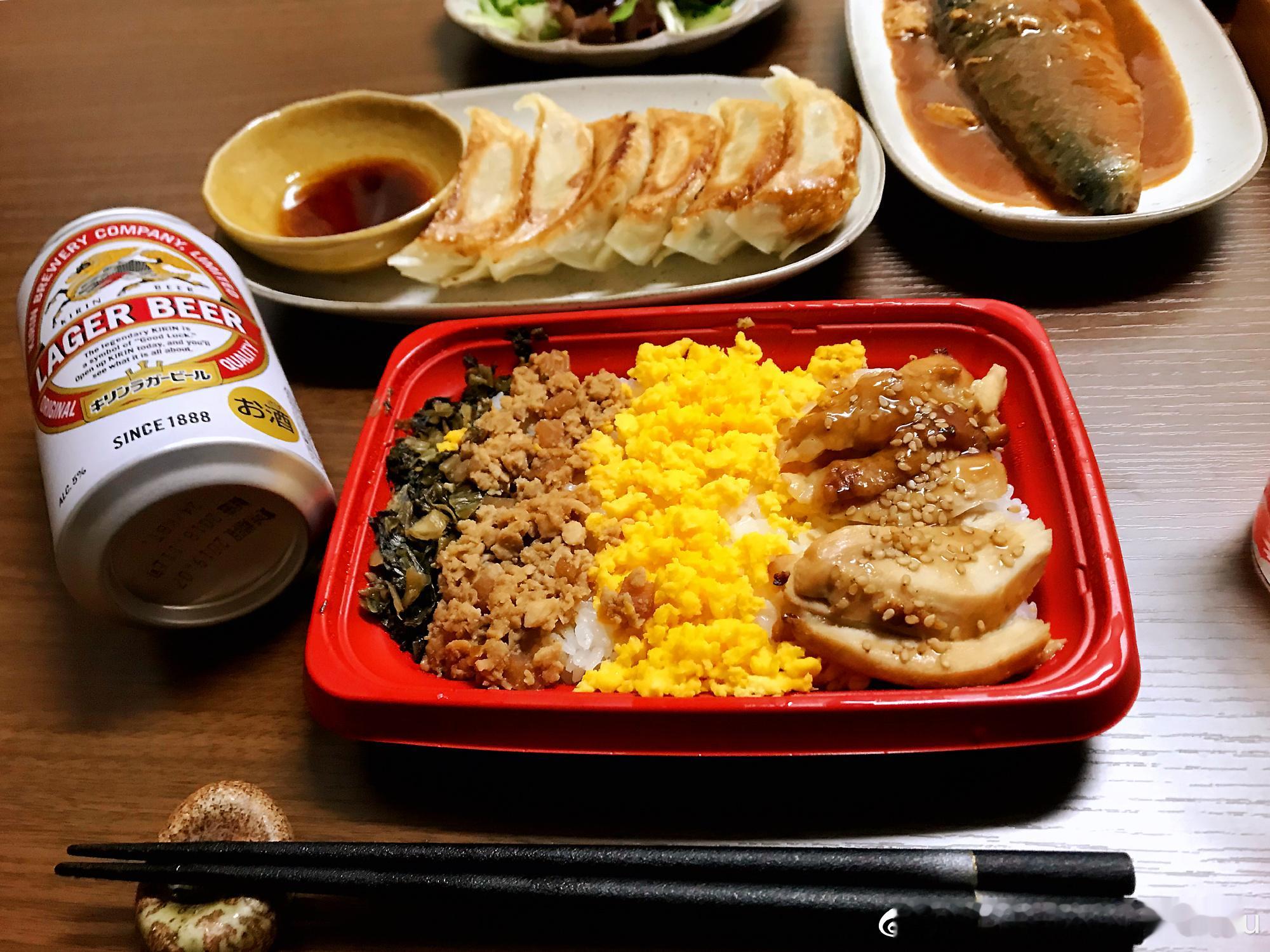 一起吃顿饭都是件值得开心的事【搬运】2018年12月23日我家餐桌 全是现成的我