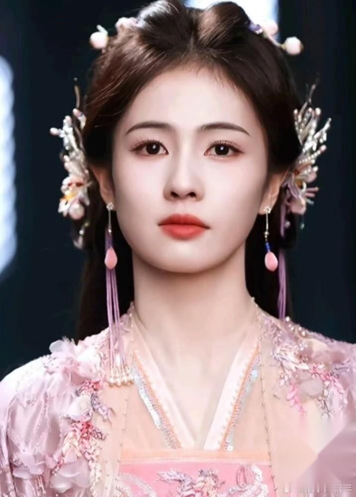 白鹿李昀锐将合作《朝玉阶》！ 网传《朝玉阶》男主敲定李昀锐，这部剧此前男主溜过多