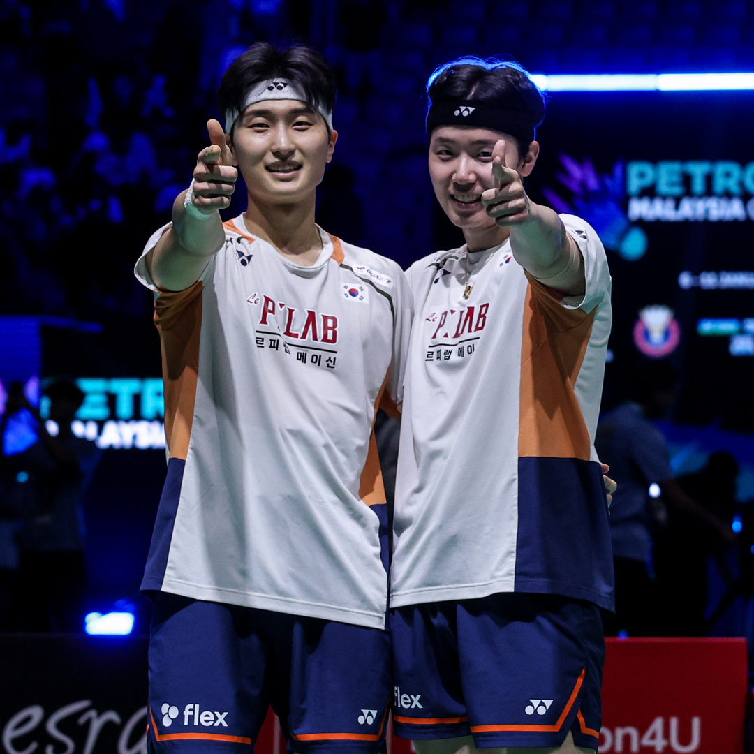 徐承宰/金元昊🇰🇷 21-19、21-13 🇮🇩因陀罗/华金决赛：徐承宰