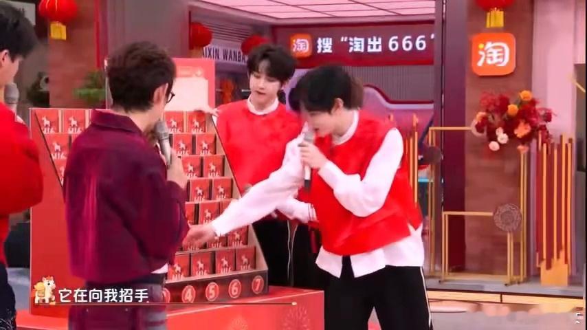 输赢不重要只有章昊听进去了嘴上都是输赢不重要，心里全是红包大作战！章昊抽到清零，