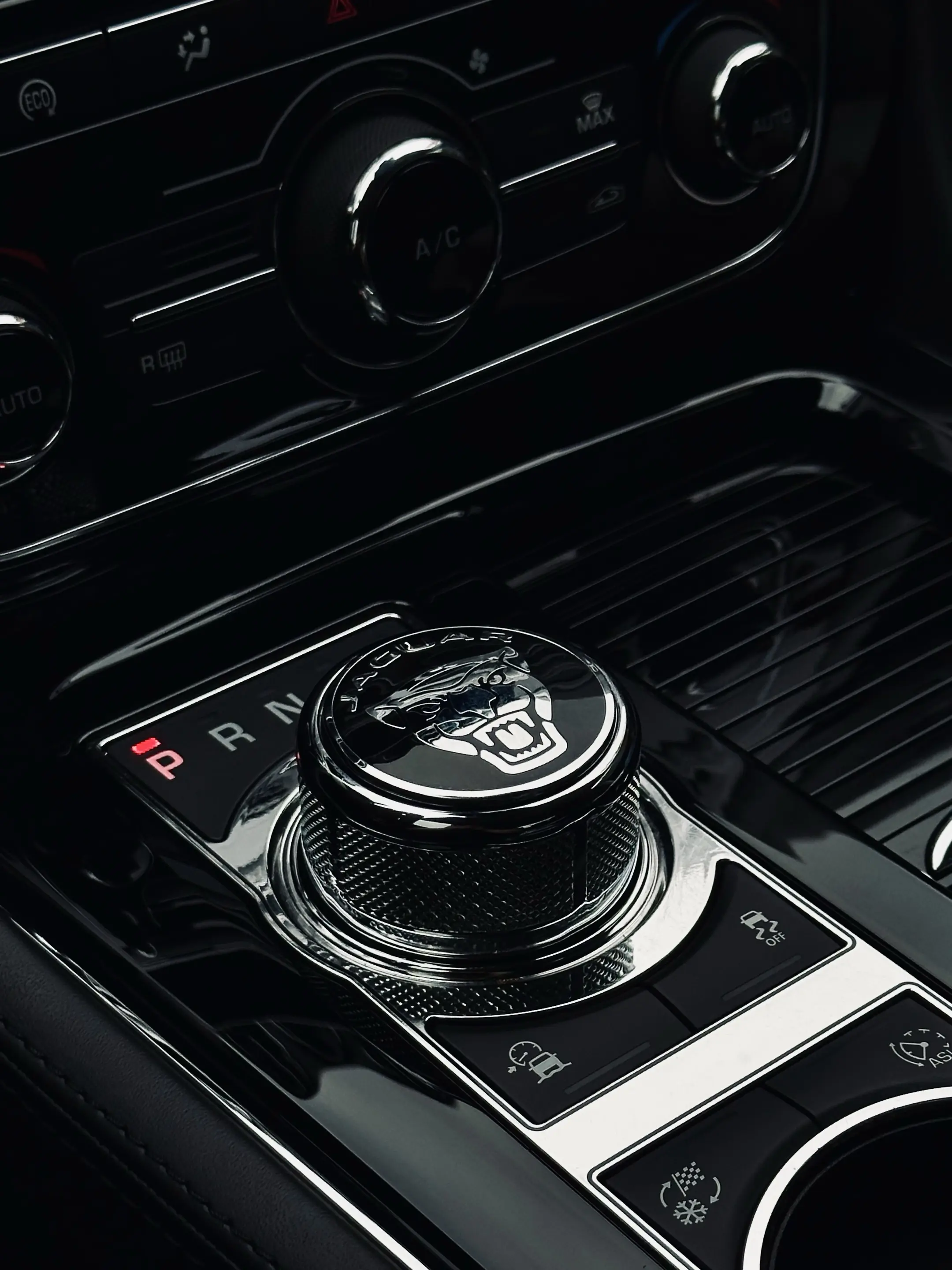 旋钮档缓缓升起带来的仪式感。