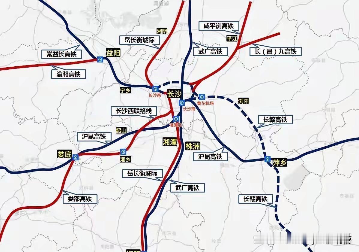最近，长沙西至沪昆高铁连接线引起了铁路爱好者的广泛关注，大家普遍感兴趣的是线路走