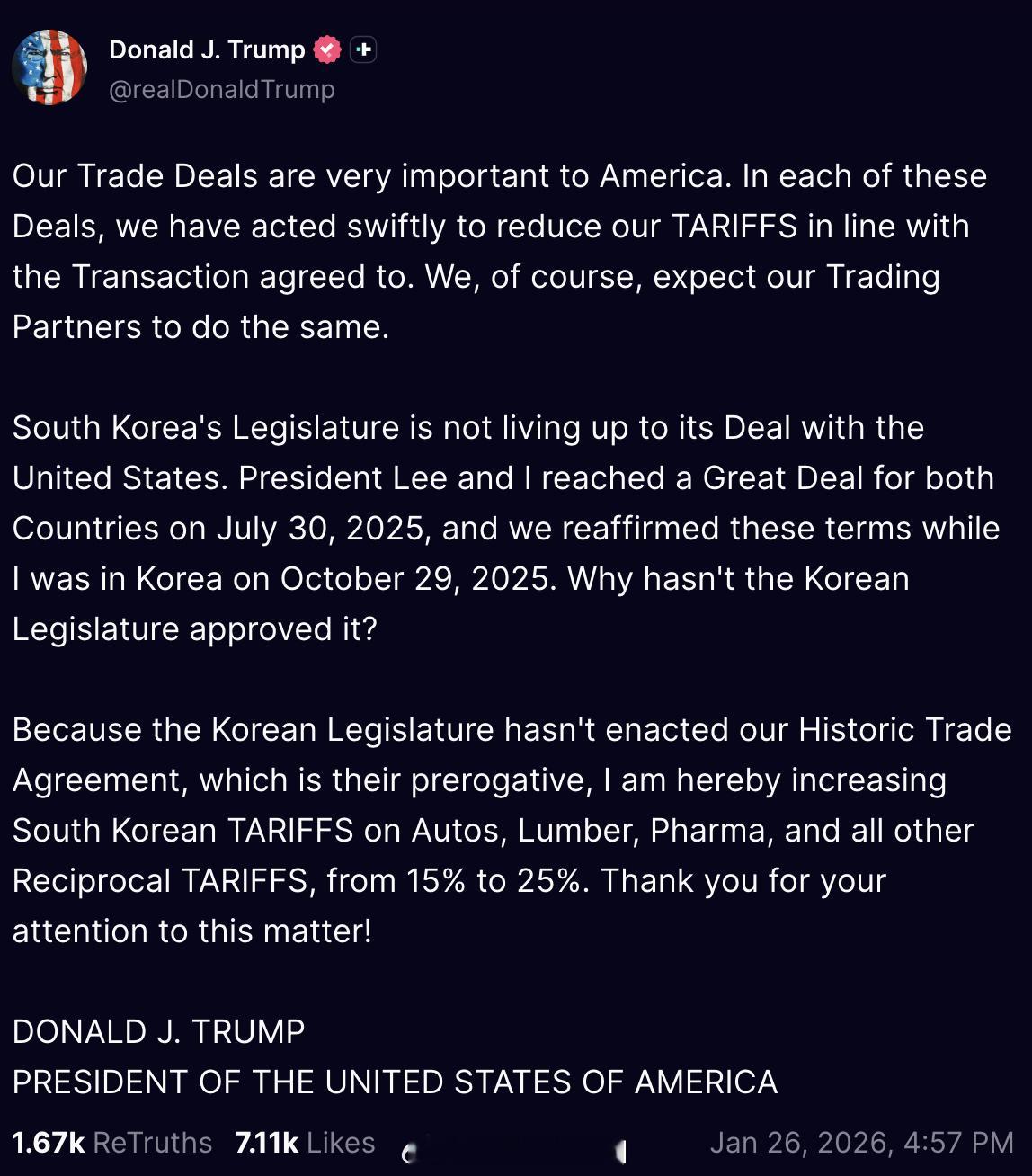 川普宣布将对韩国汽车、木材、药品及其他所有对等关税的税率从15%提高至25%：“