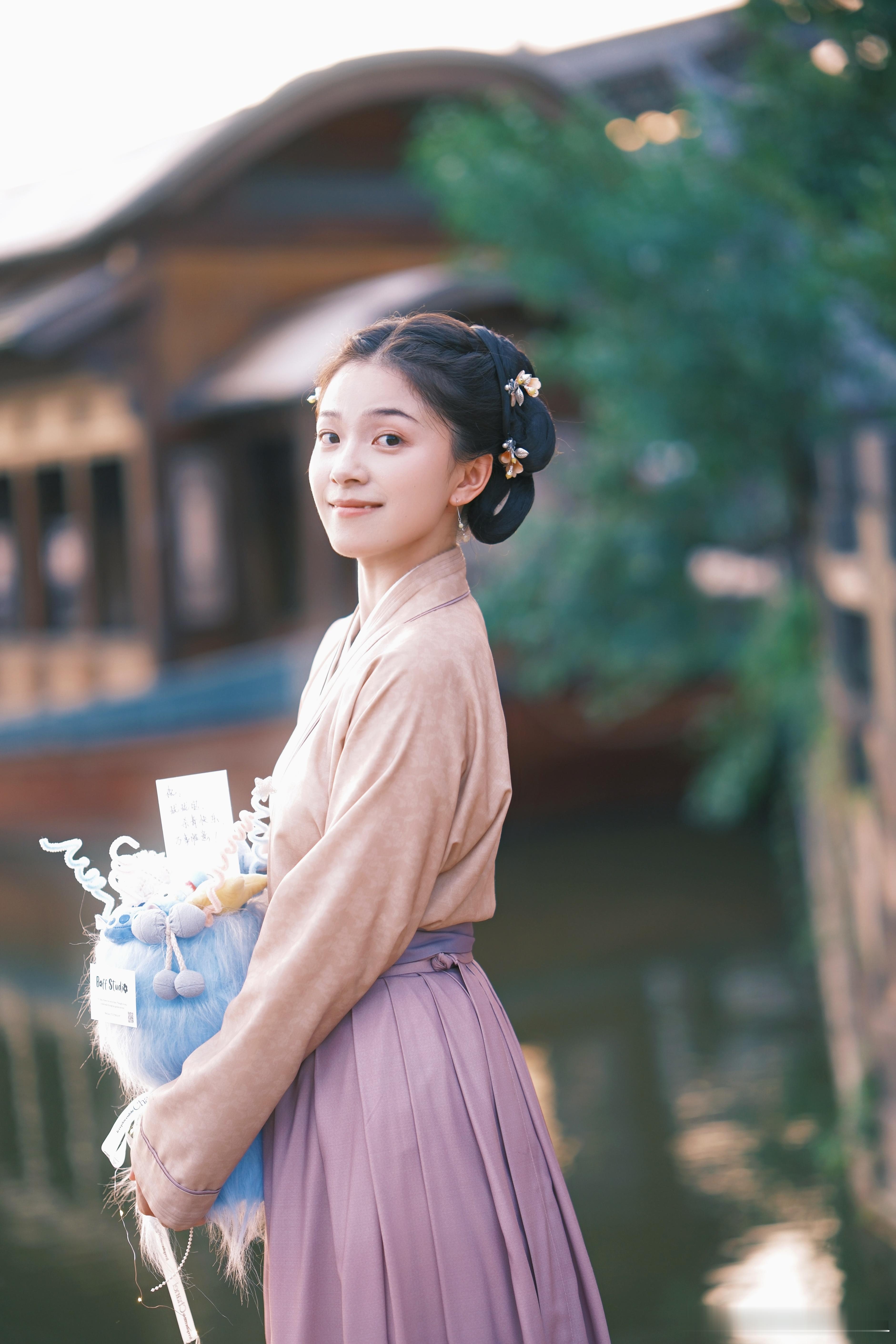 杀青啦！一些在山河枕里泉儿和她的二娘子、宋郎君泉儿和楚大哥、楚山泉儿和她的好朋友