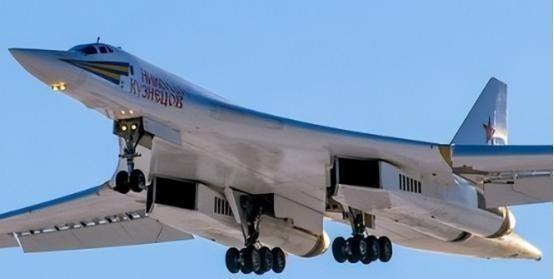 以图 - 160的技术，目前我国、美国的工业体系都做不出来，图 - 160的武器