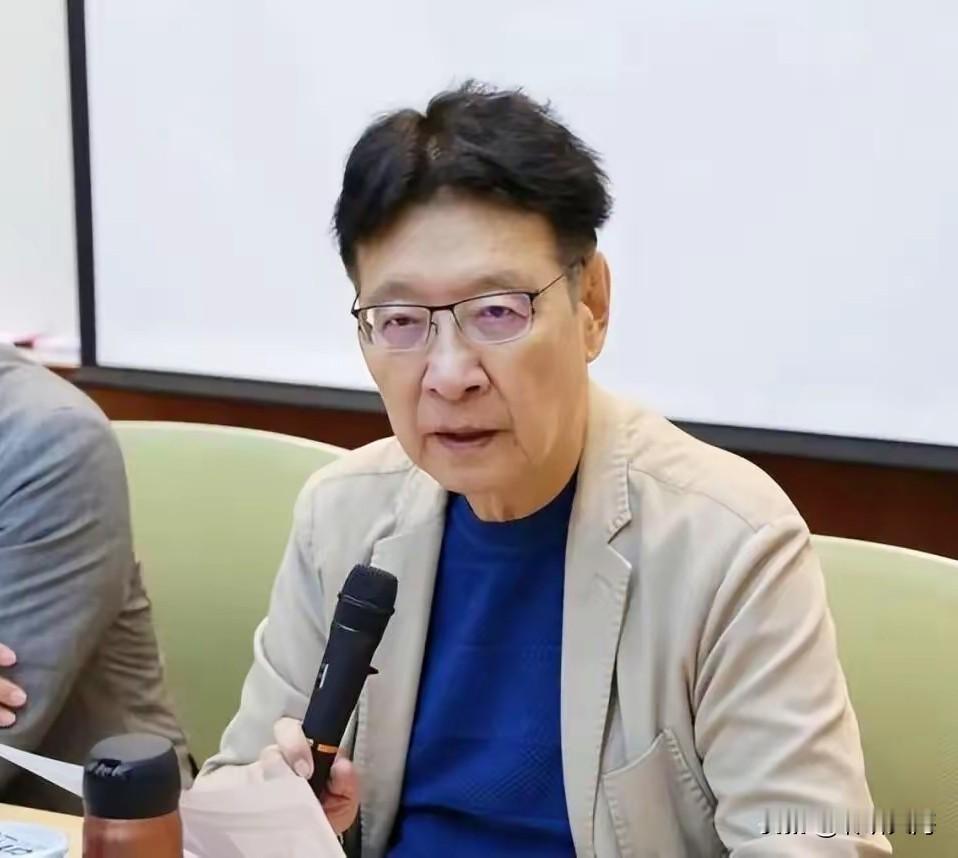 赵少康死咬郑丽文不放，到底意欲何为？
 
最近台湾国民党内部这场闹剧，真的越看越