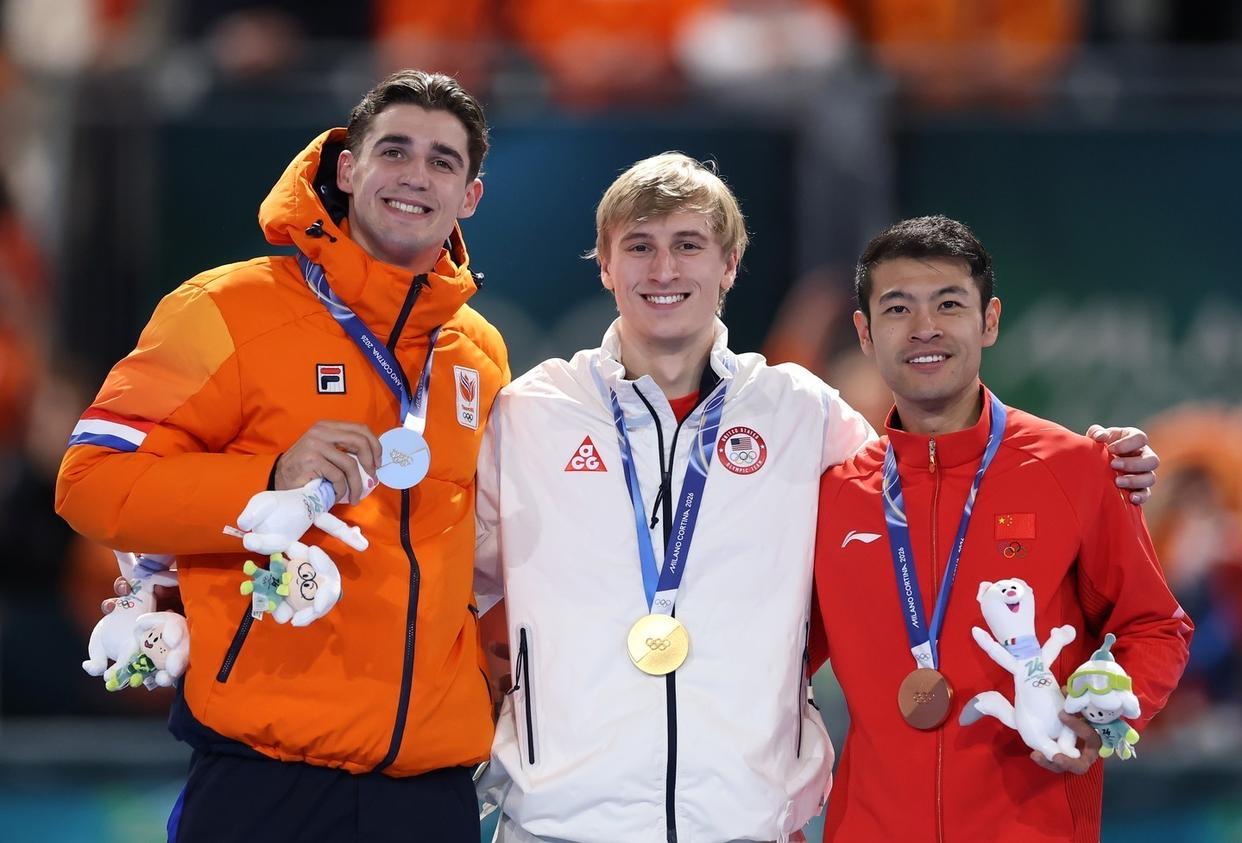 中国队拿了一个速滑铜牌！
米兰冬奥会速度滑冰男子1000米决赛中，中国选手宁忠岩
