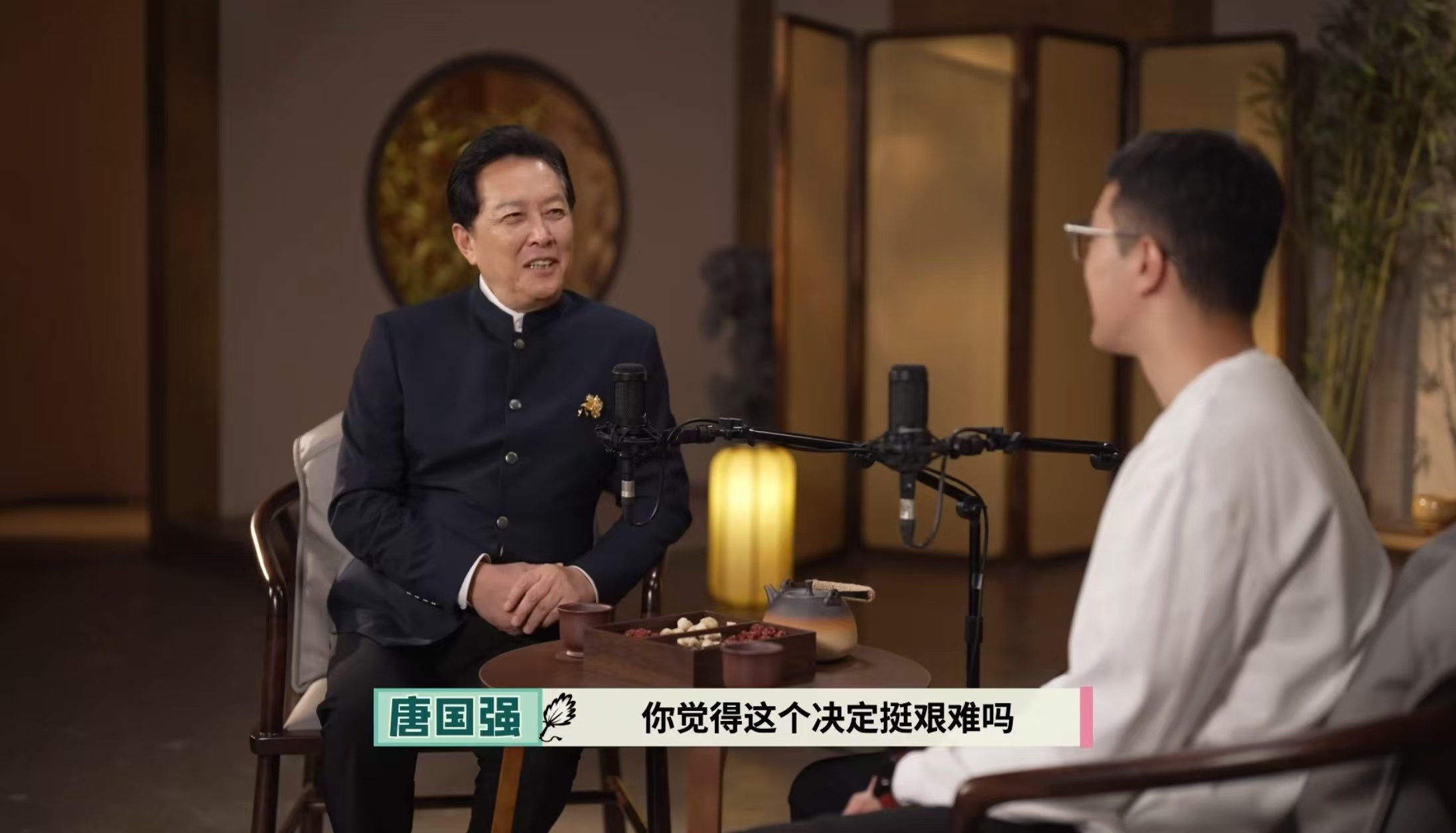 唐国强回应当年给导演写信唐国强和赖冠霖这段对话好有力量！一个写信问导演自己行不行