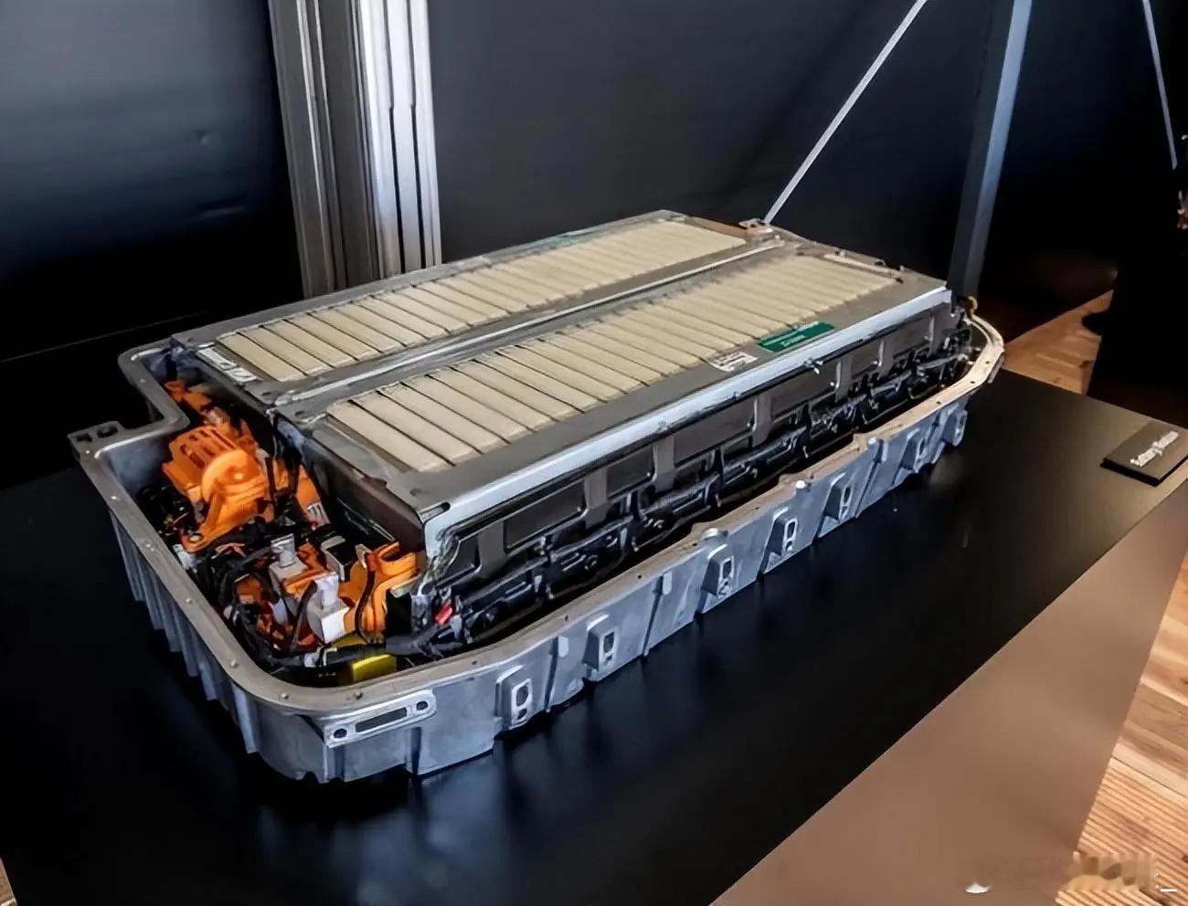 近日，一年一度的CES展会迎来重磅亮点，芬兰初创企业Donut Lab携“全球首