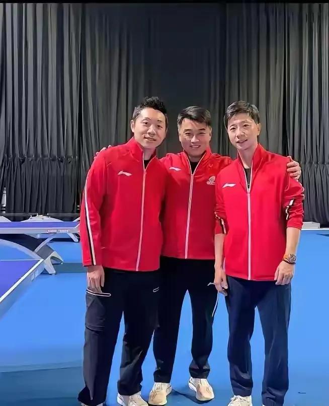 马龙许昕自费飞伦敦，老将价值不止于赛场脱下战袍依然是坚强后盾
伦敦世乒赛期间，有