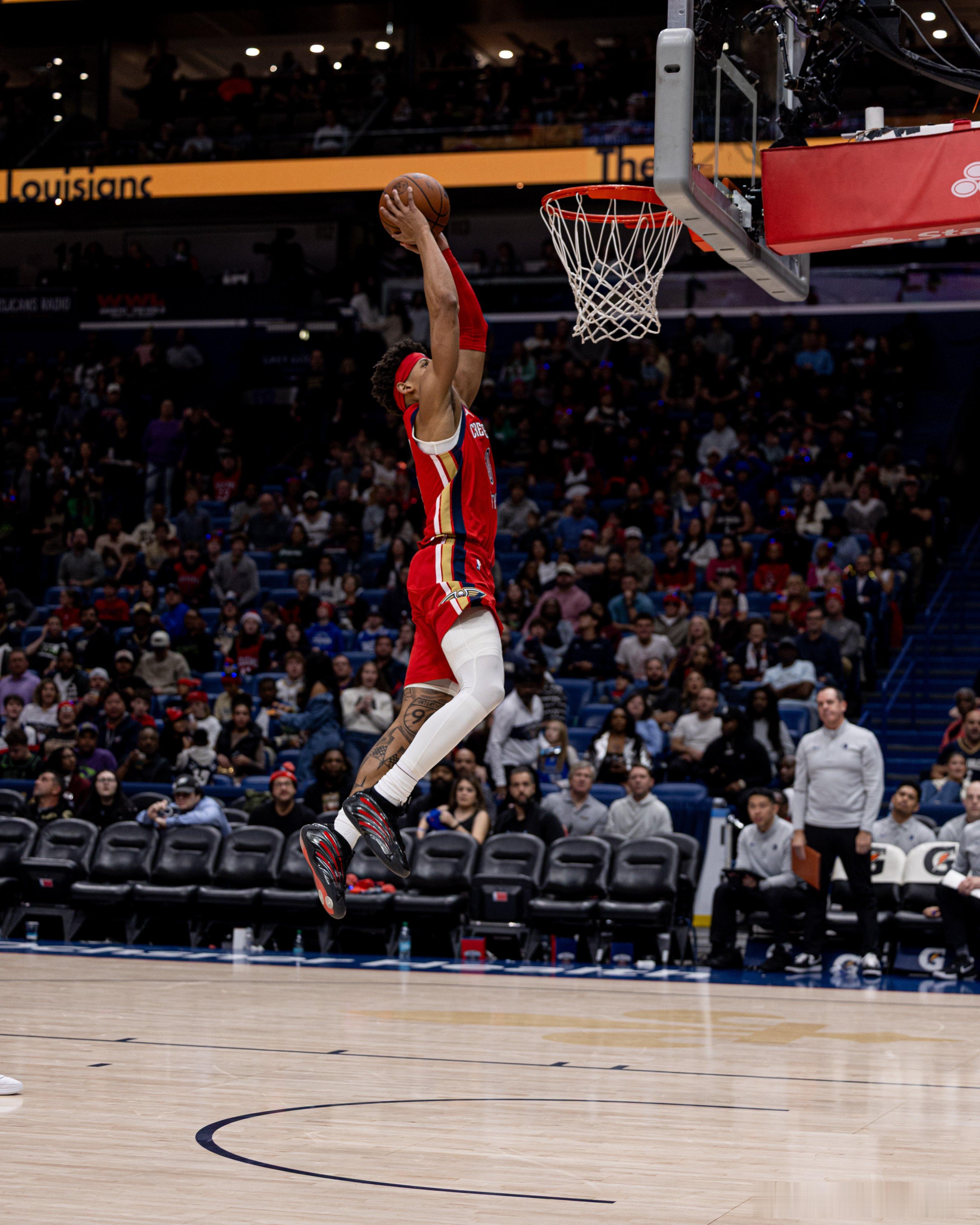 鹈鹕豪取5连胜浓眉空砍35分17篮板 西南区的小弟，把西南区的两位大哥火箭、独行