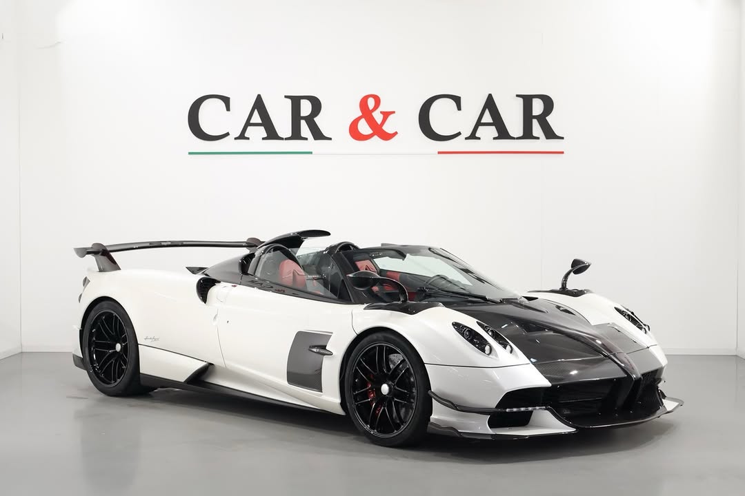 付嵩洋唯一一台Pagani Huayra Roadster BC在惊现...