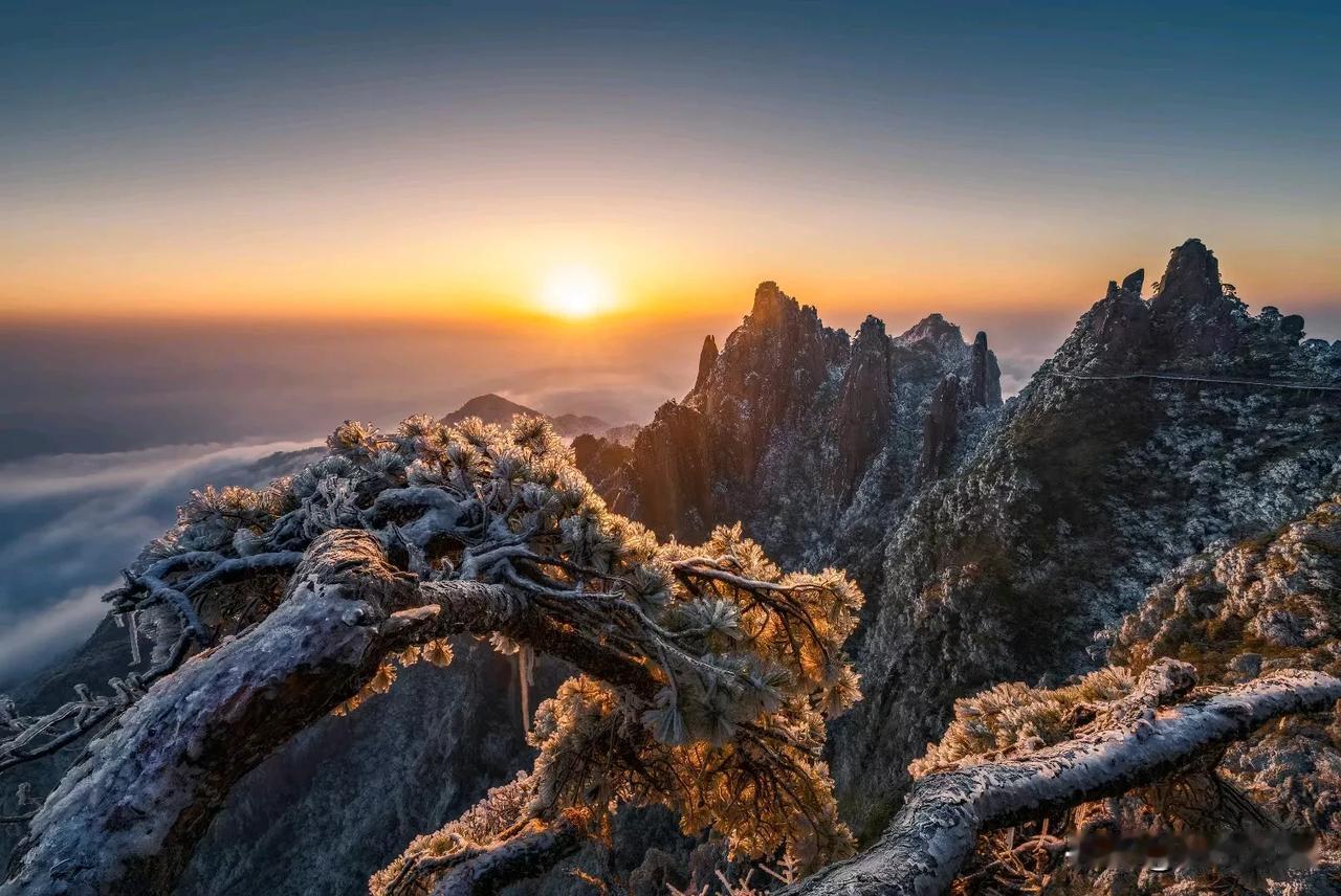 人须勤奋！
      这是一种珍贵的品质，也是一种积极的生活态度。
     