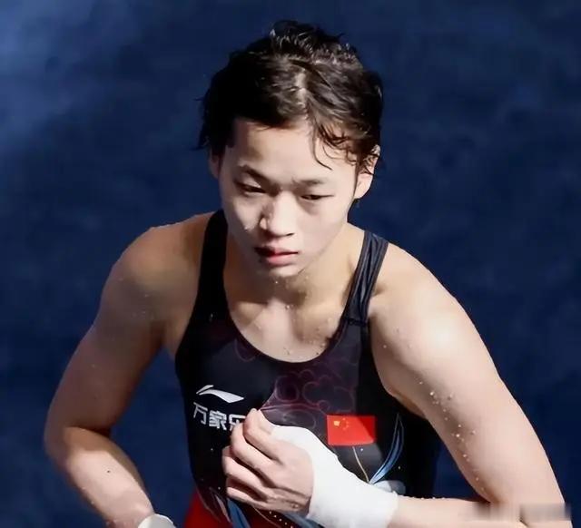 全红婵全运会后“新路”：直播捐款，还惦记着山区孩子。不按常理回归训练，反而走出了