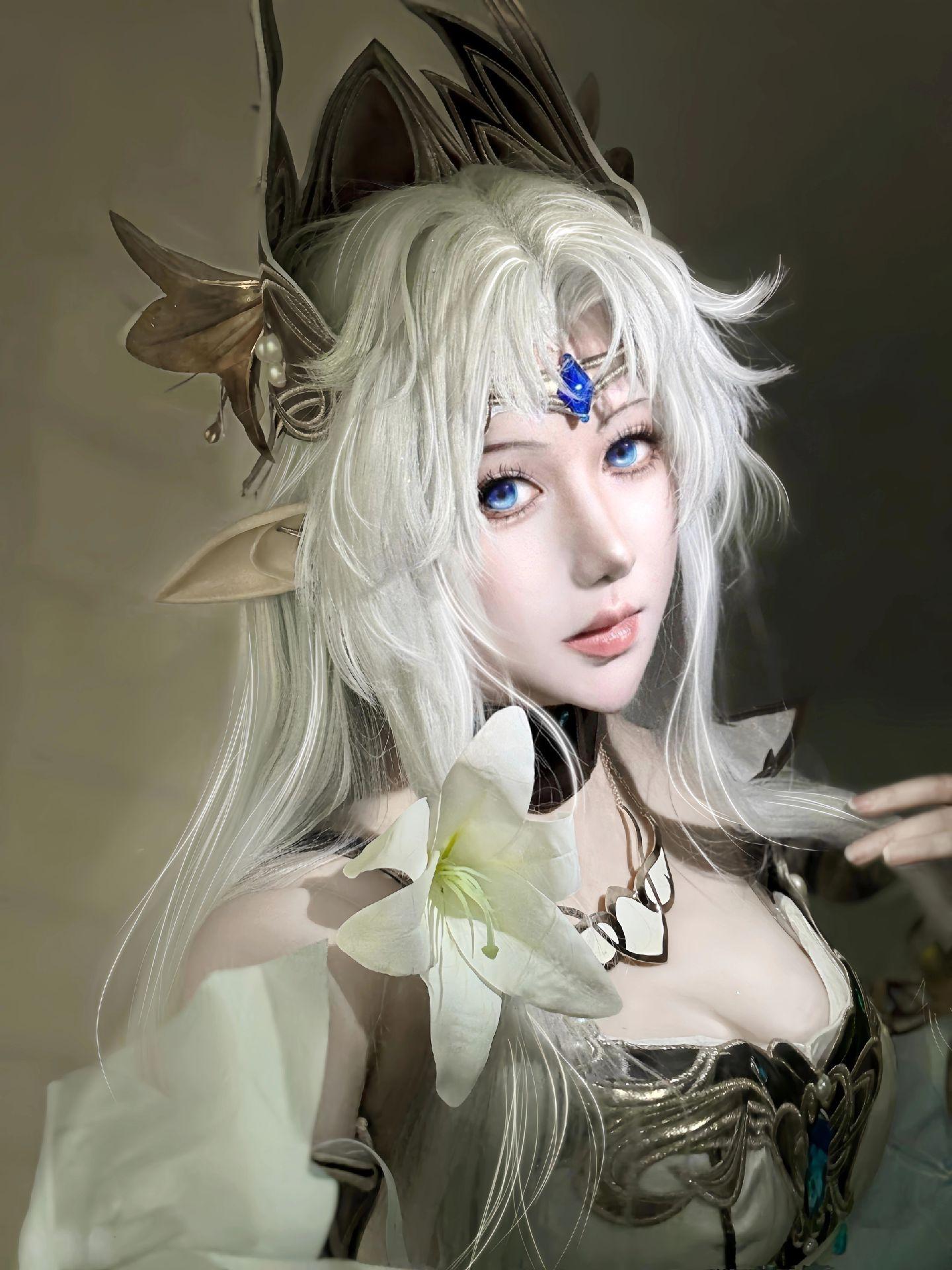 你农初恋。老农民的白月光