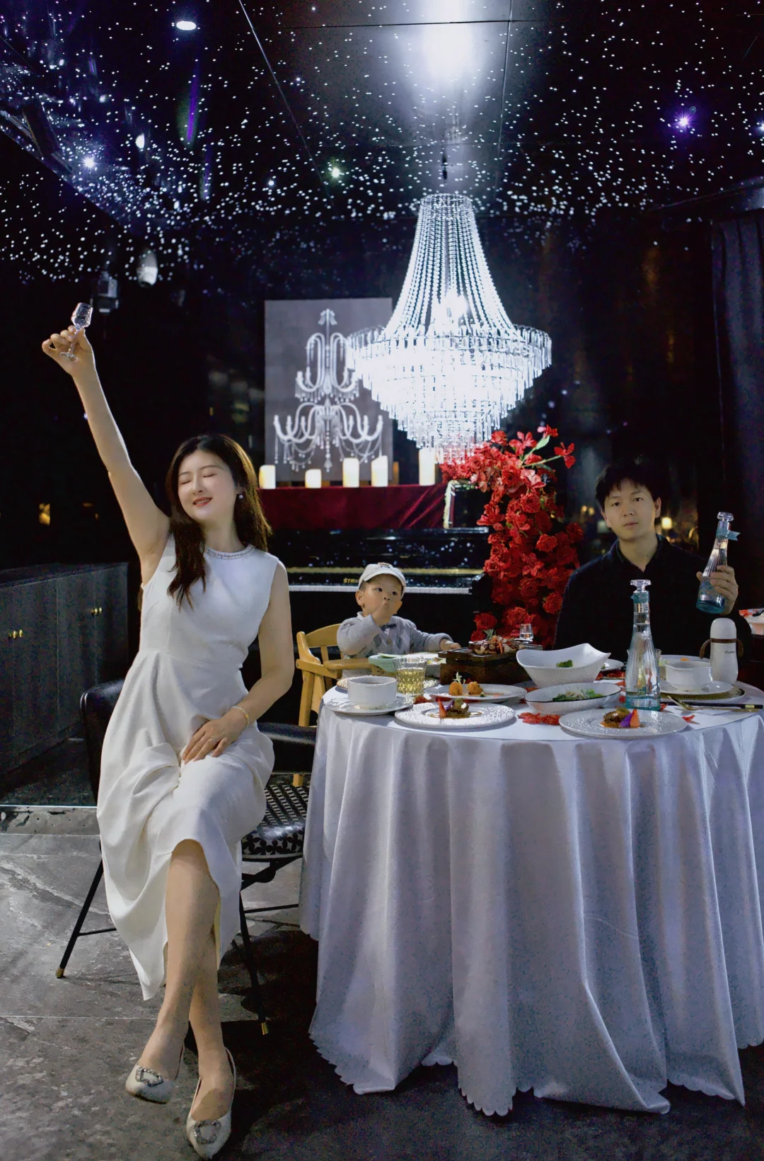 纪念日的微醺，是和家人一起才有的温度