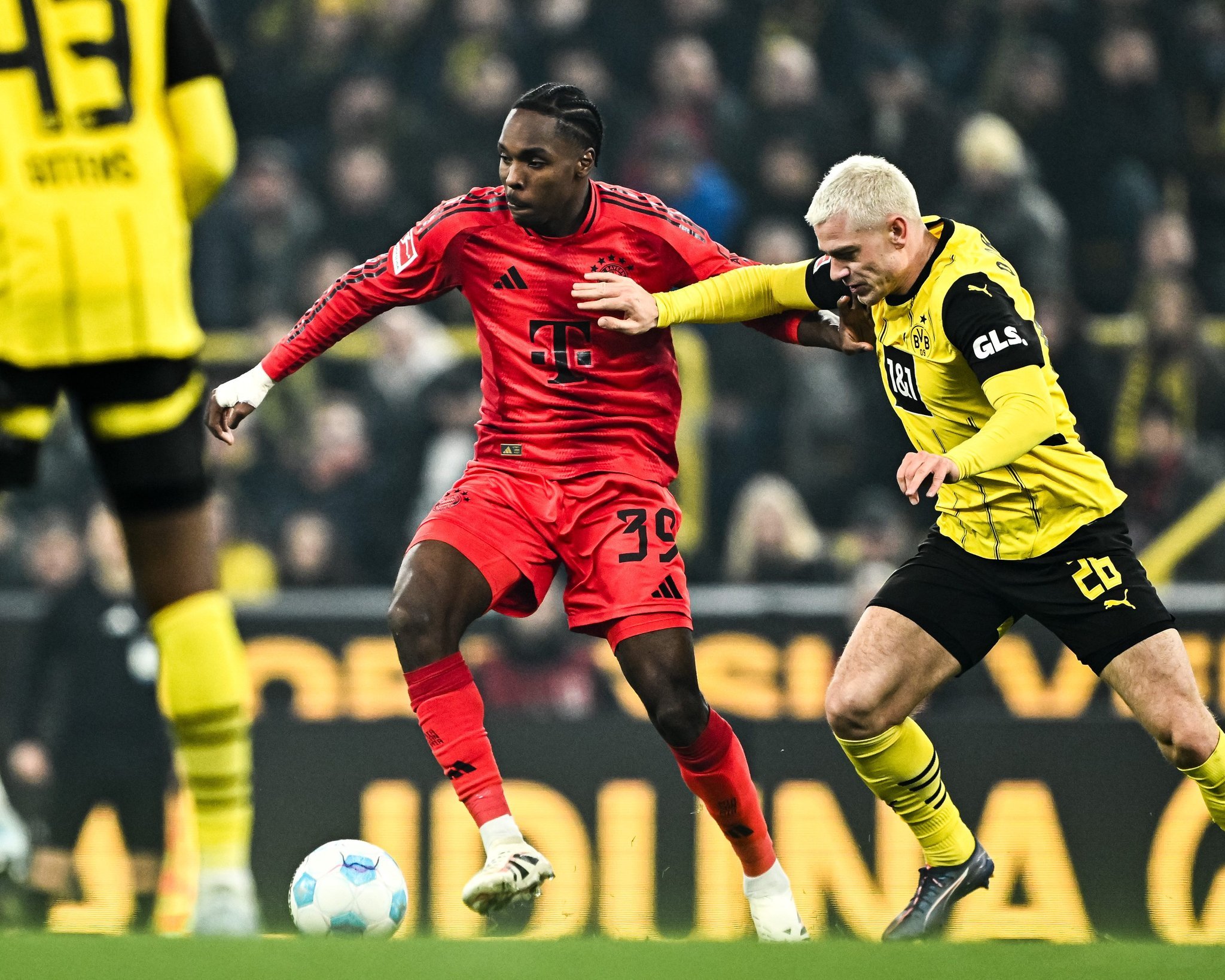 特尔的经纪人Gadiri Camara就多特蒙德据称对他的客户感兴趣的消息表示：