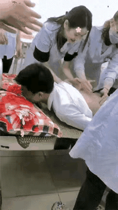 这么多专家，小伙太高兴了[大笑][大笑][大笑]