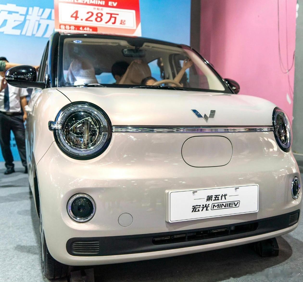 5万元以下小车销量暴跌55%5万元以下的代步小车暴跌，其实这很正常。市场空间是有